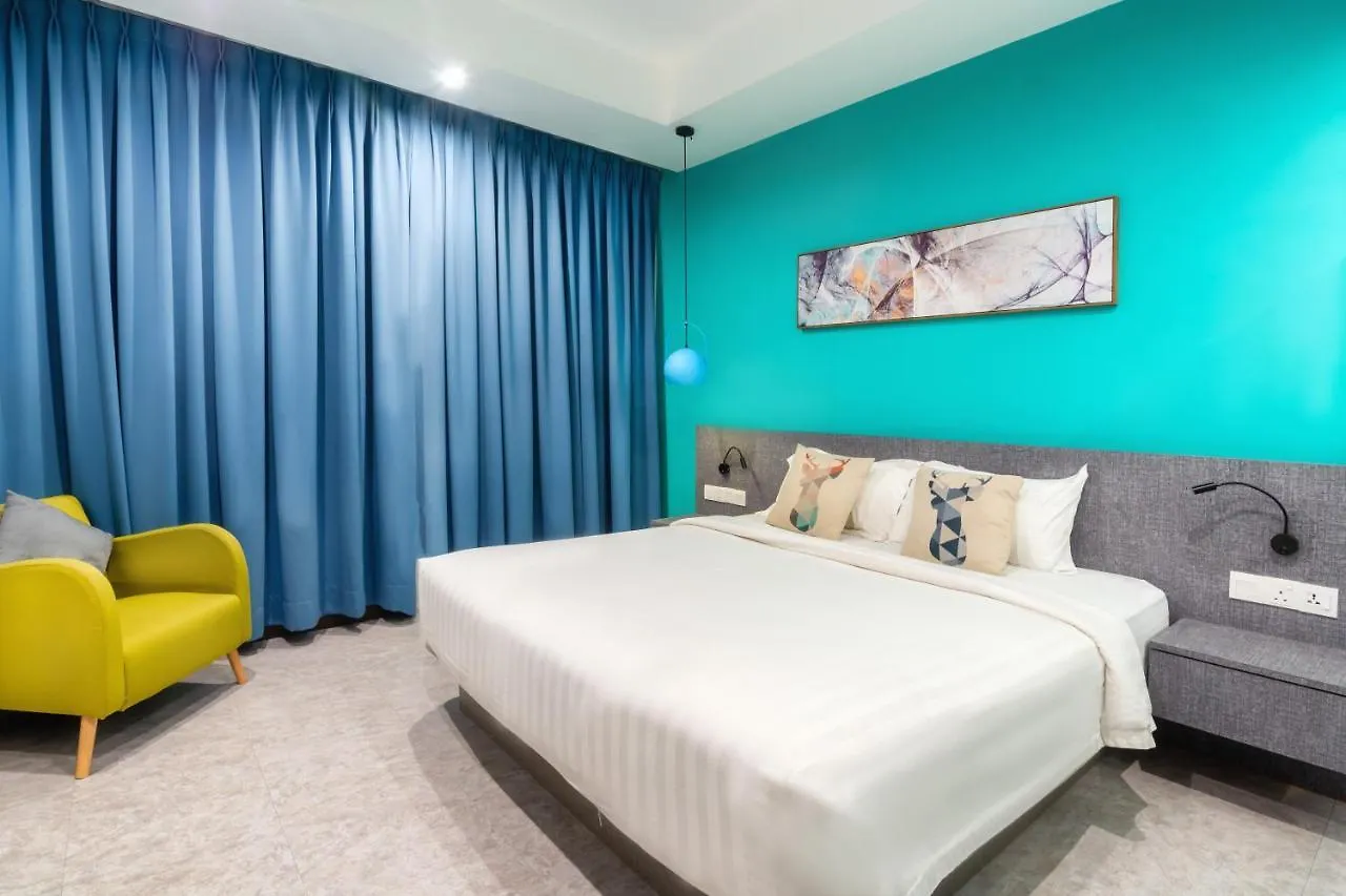 Apple Hotel Times Square George Town