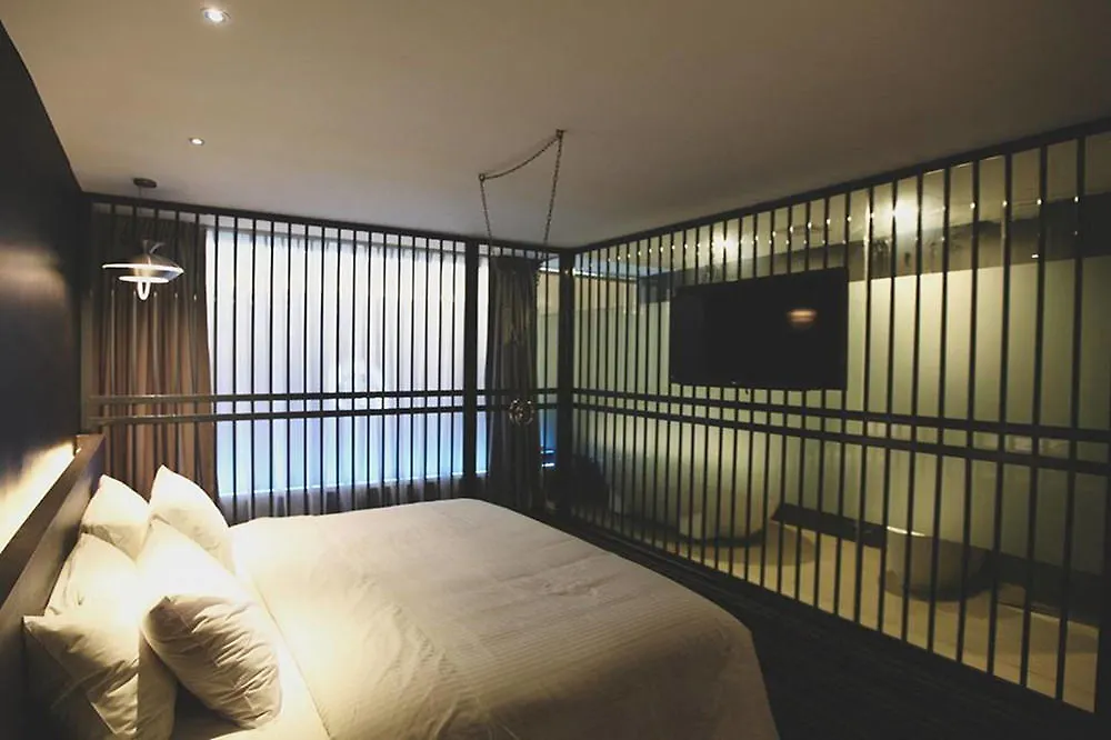 Apple Hotel Times Square George Town